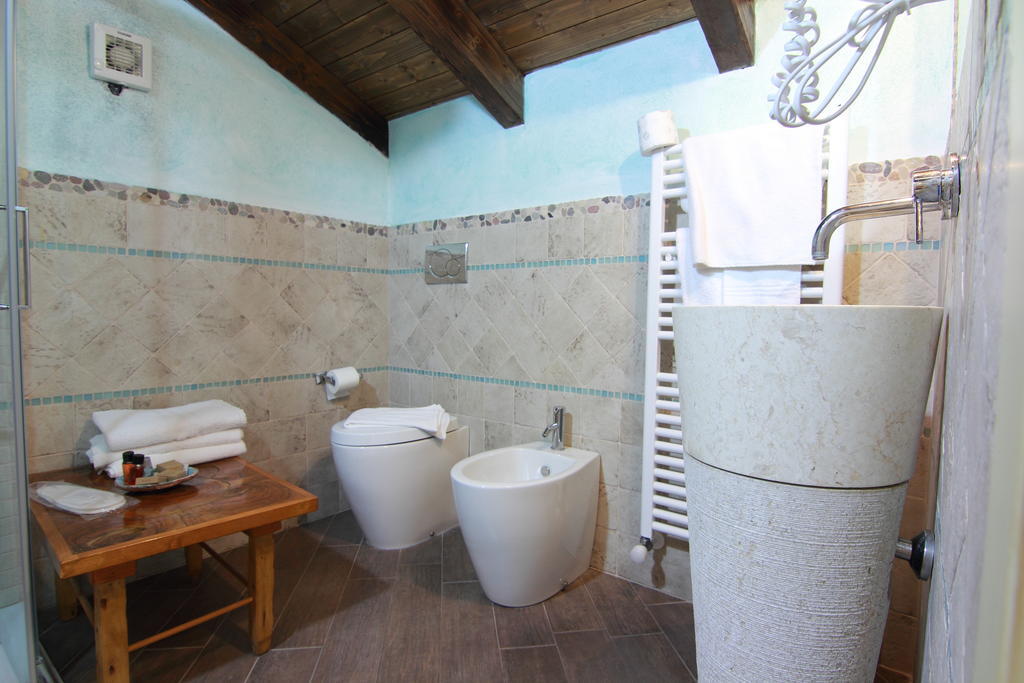 Su Passu Country House Fertilia Bilik gambar